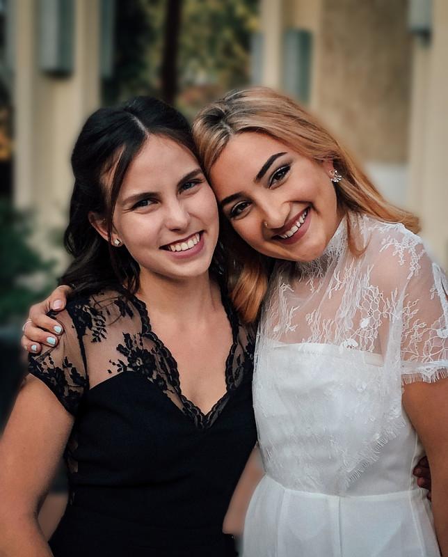 Staying On The Same Wavelength – A USC Miniflix Interview with Annalise Pasztor and Zoe Malhotra